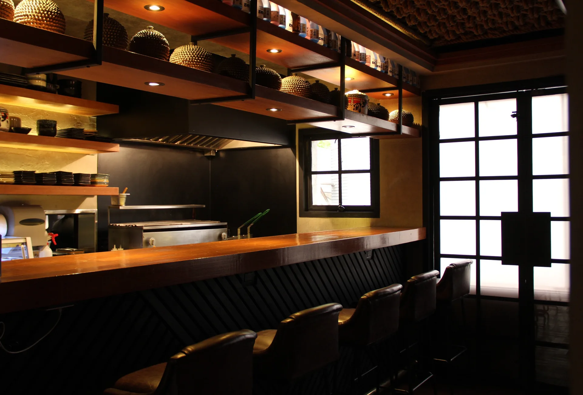 BAR NAOKI 6