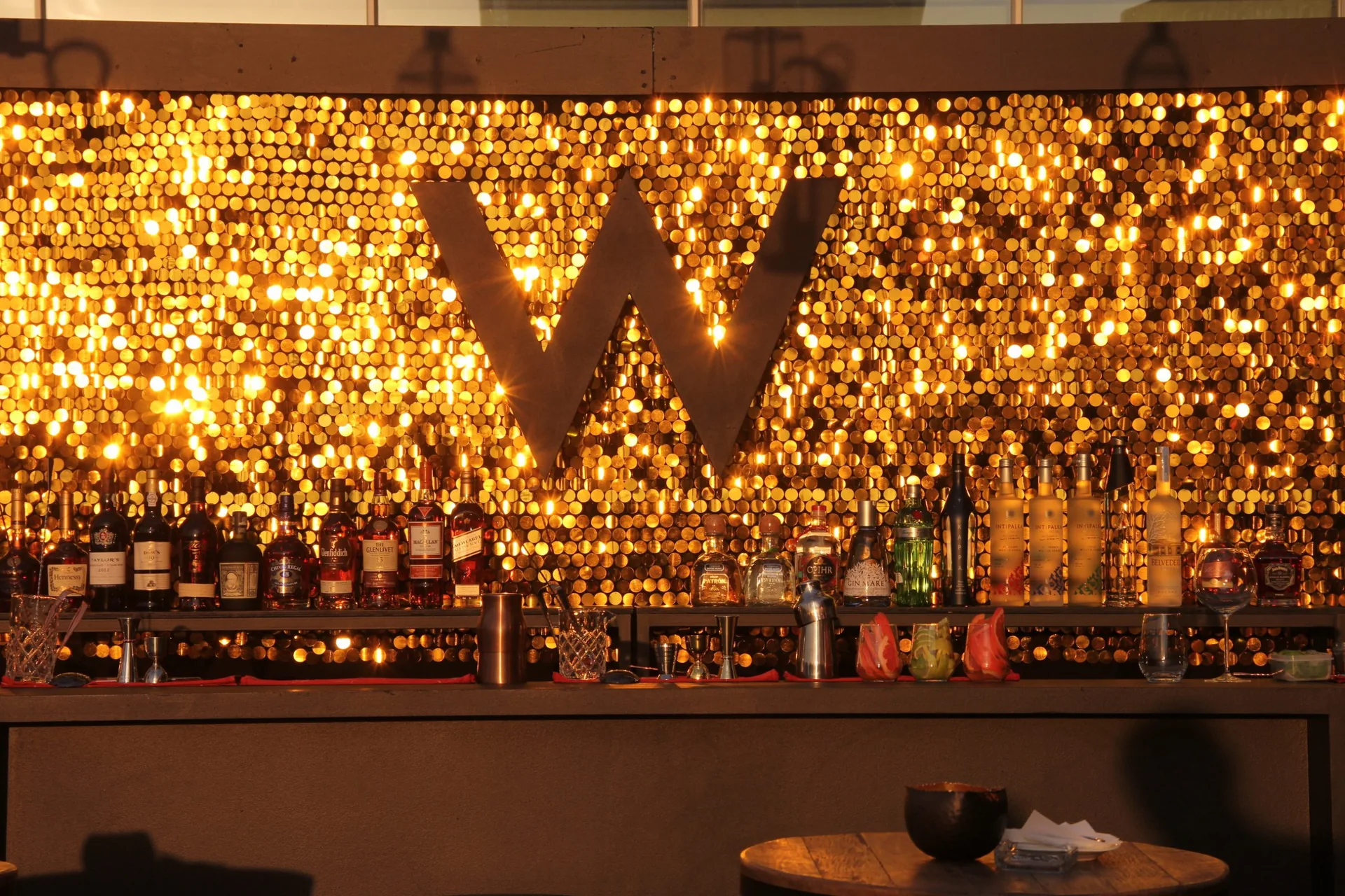 HOTEL W 2